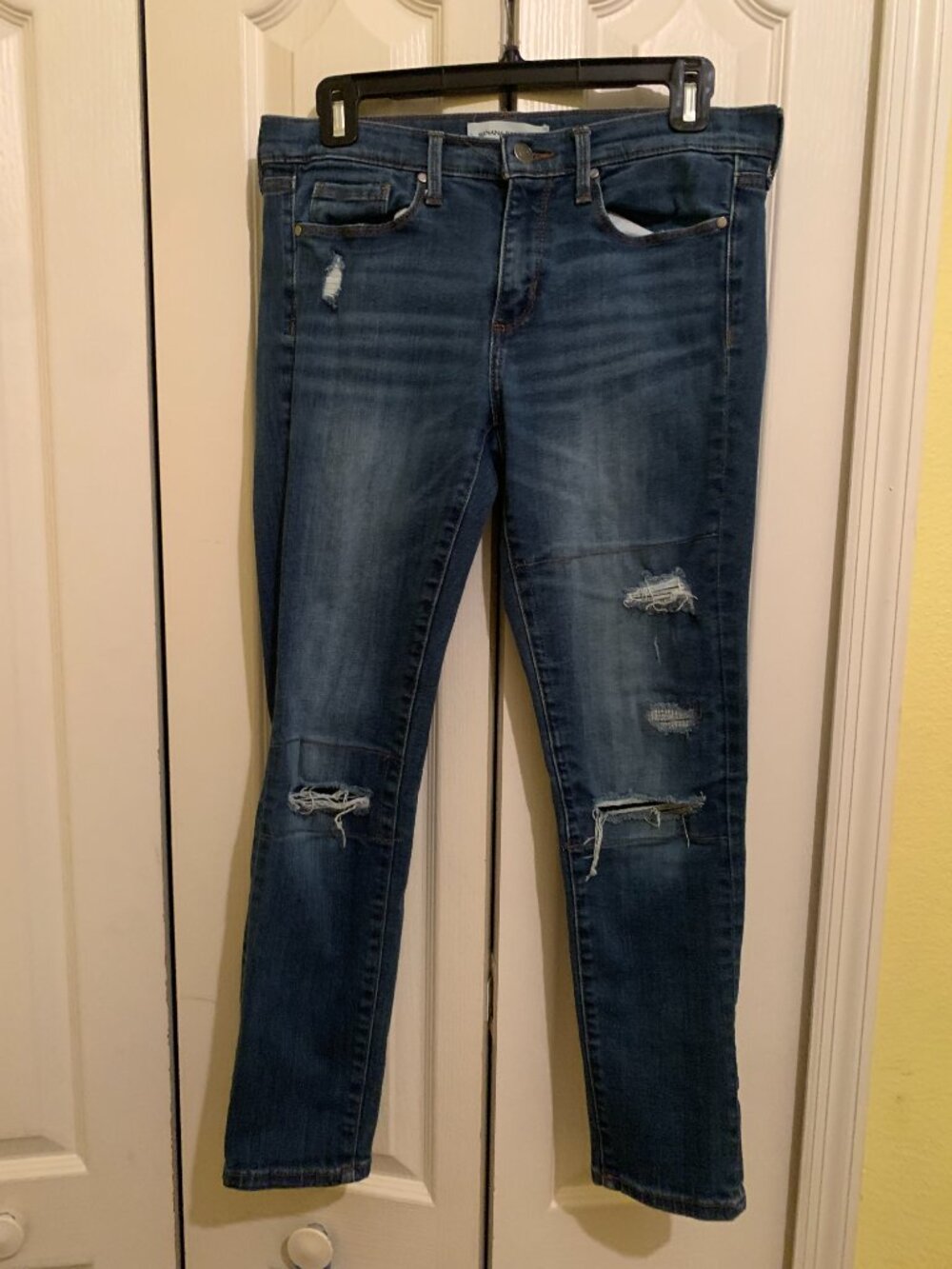 Distressed Skinny Ankle Jeans - Size 28